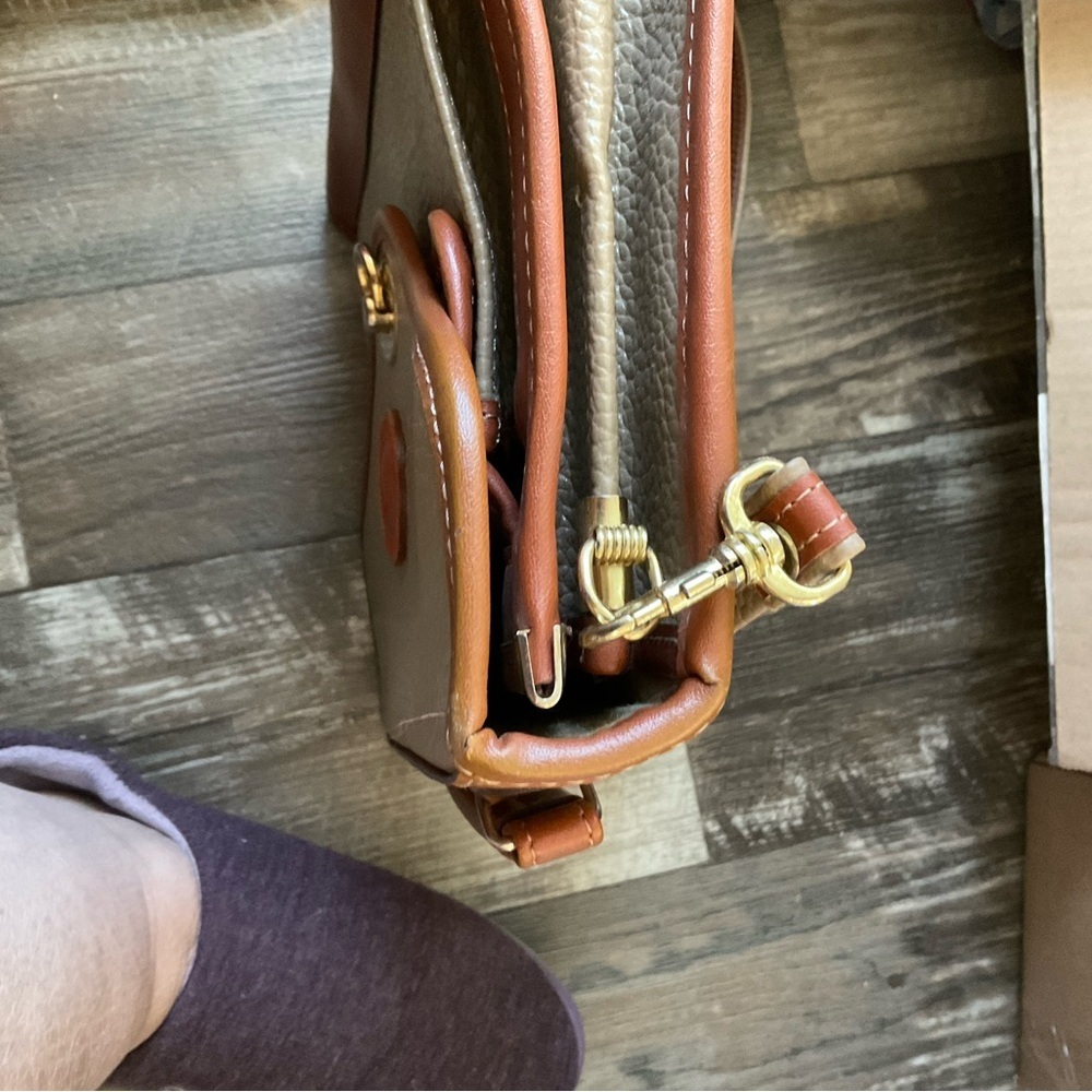 Dooney & Bourke Leather Crossbody Laptop Bag/Briefcase 12” X 9.5” - Picture 7 of 12